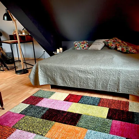 Gemuetliche Studio-ferienwohnung Im Dachgeschoss In *