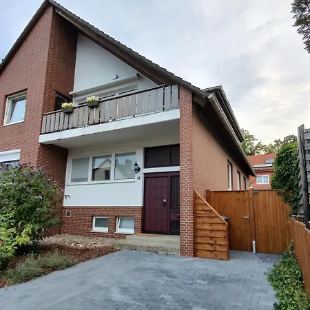 Gemuetliche Studio-ferienwohnung Im Dachgeschoss In